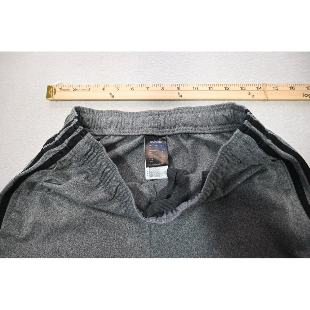 Adidas Sweat Pants Mens Medium Gray Black Stripes Athletic Joggers Excellent